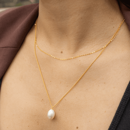 Essa Pearl Pendant Necklace