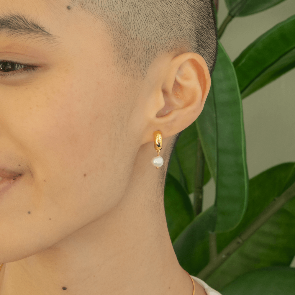 Final Sale | Donna Pearl Earrings