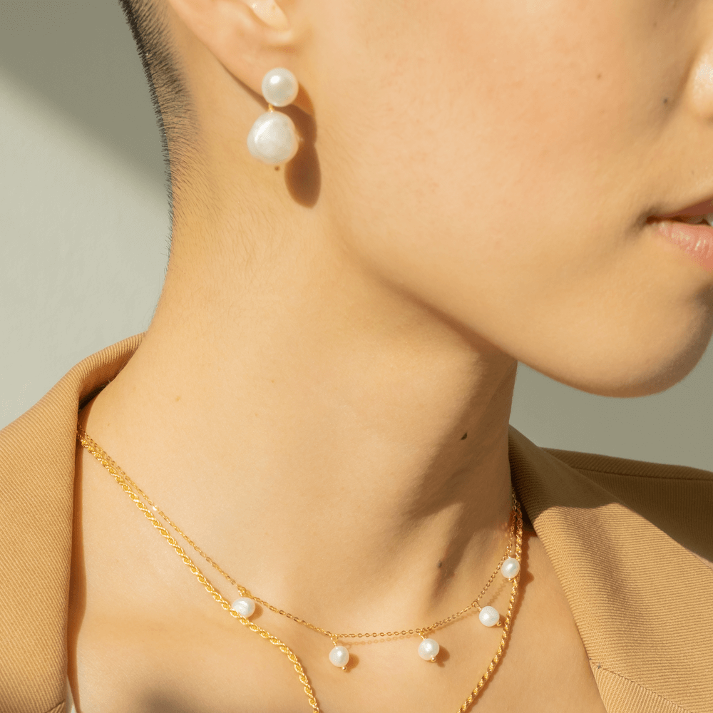 Dani Pearl Station Necklace