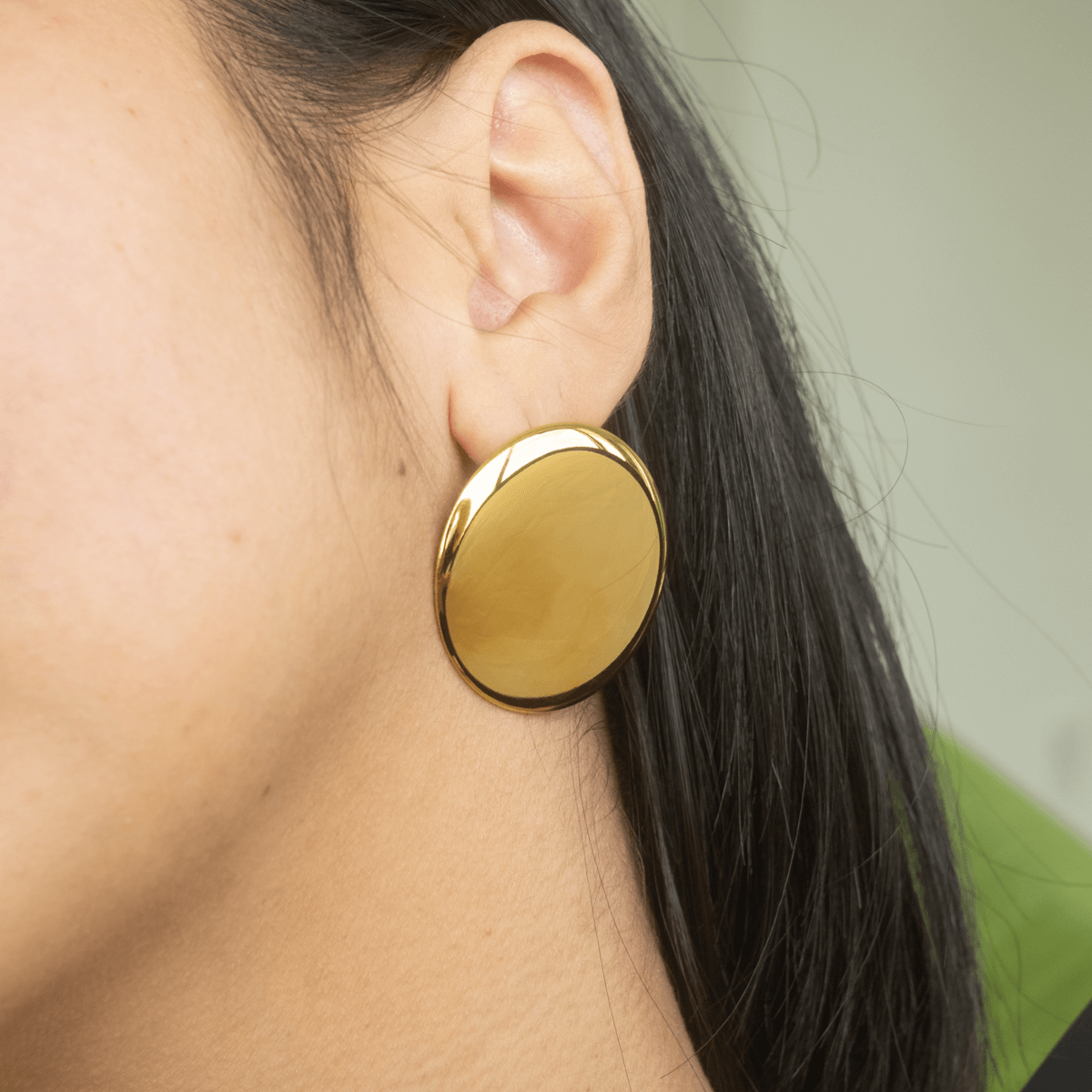 Ami Bold Stud Earrings