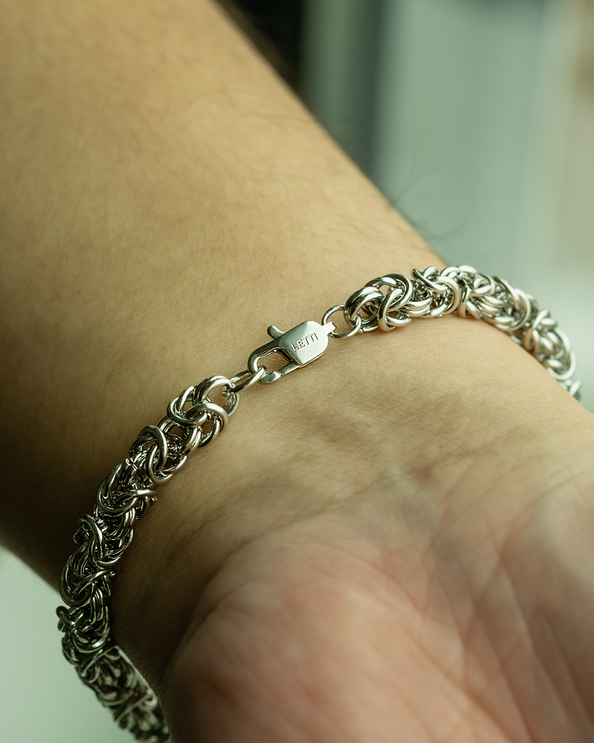 #Material_Silver